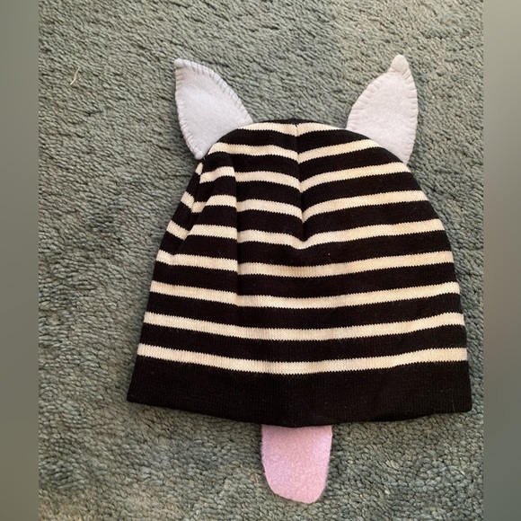 Fun beanie - Picture 2 of 2